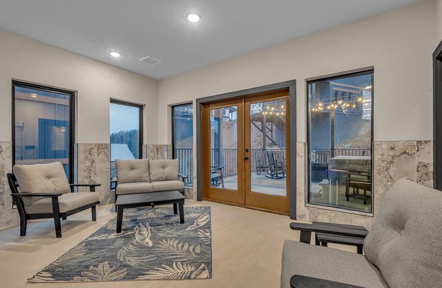 Pigeon Forge Large Cabins