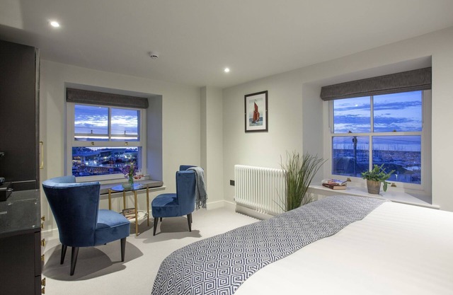 Pilgrim, Maritime Suites - a suite that sleeps 2 guests in 1 bedroom