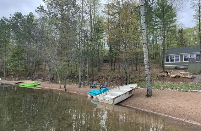 Pine Bluff Cottage (Unit 4)