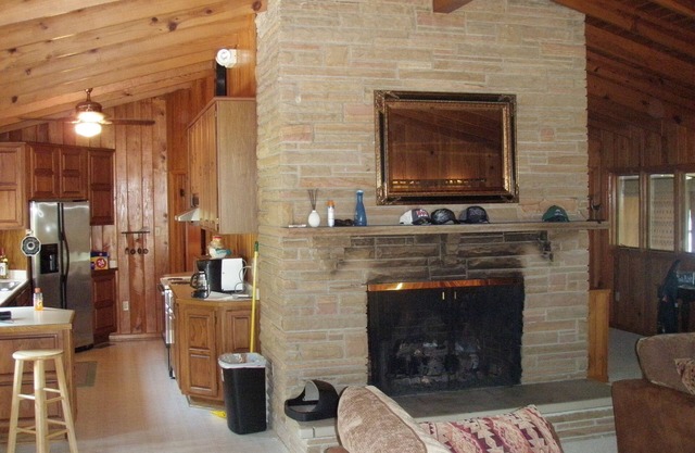 Pine Lake Country Home