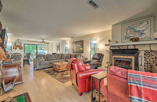 Pine Mountain Lake Haven w/Spacious Deck!