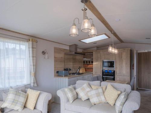 Pinewoods Beach Luxe no.3 – dog friendly