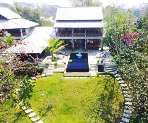 Ping Pool Villa 1