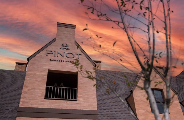 Pinot Hotel