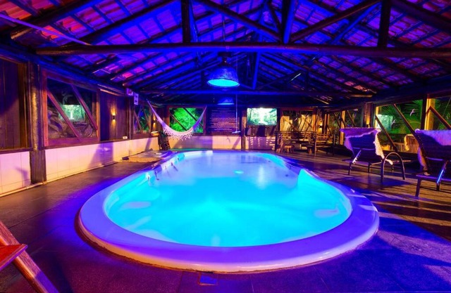 Piscina coberta 32g casa 3 quartos e hidro