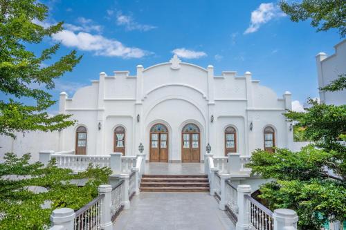 Pitaloka Hotel Sanur By DeWizZ Management