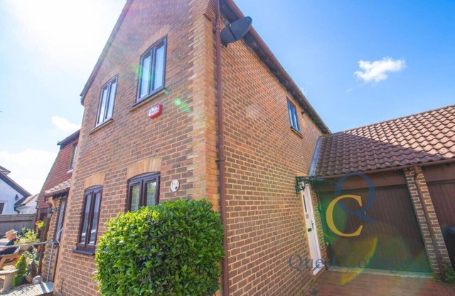 Pittlesden Cottage – Ideal Location - Tenterden