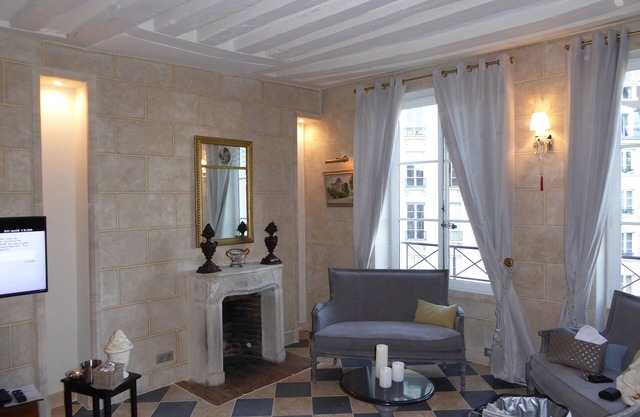 PLACE DAUPHINE, 17th Century, next Notre Dame, Exceptional Duplex, 2BR, 2,B, AC