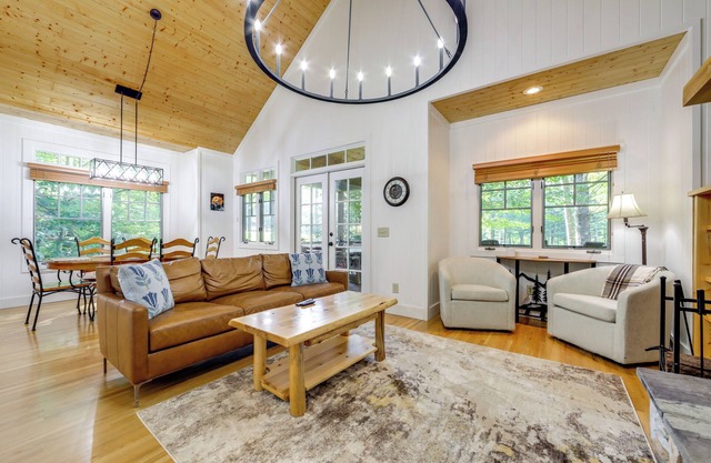 Play Golf & Tennis: Family Escape in Cashiers!