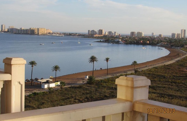 Playa Paraiso - Penthouse Apartment - Secure Free Parking and WiFi