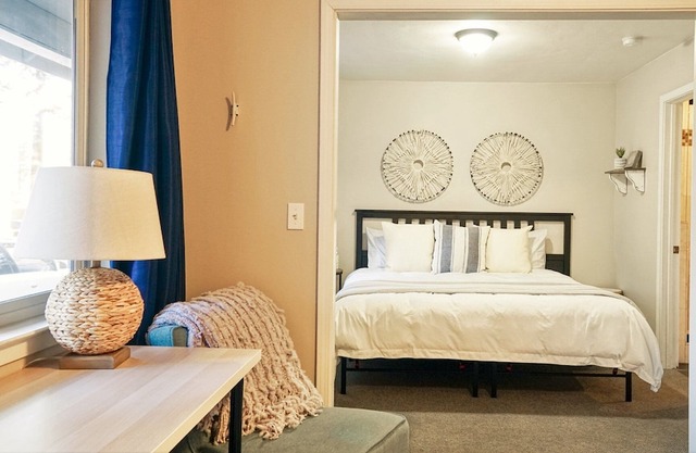 Playpark Lodge Unit 9 Masterking Suite