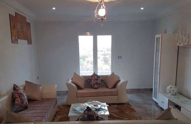 Pleasant apartment in a property with garden and caretaker