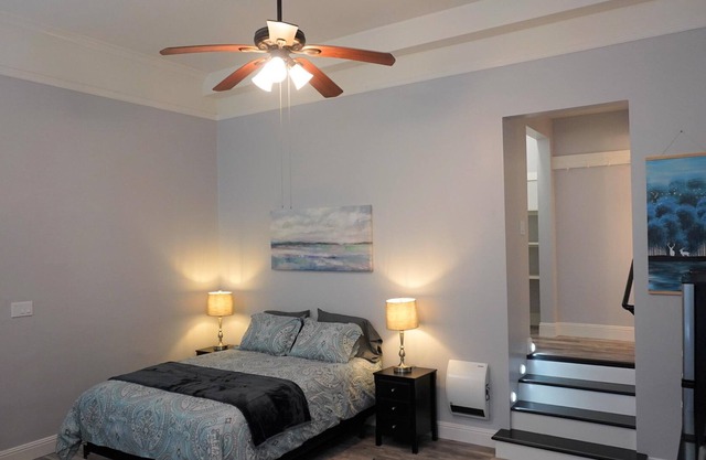 Pleasant Unit in Prime Area