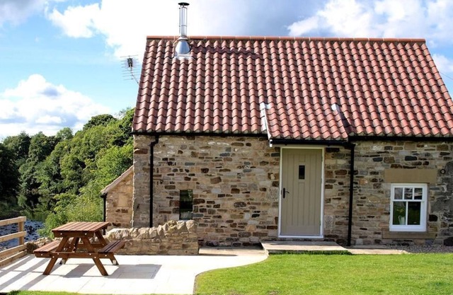 Plum Tree Cottage - 1 bedroom