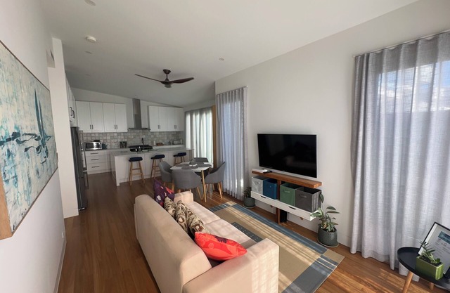 Plumeria Cottage - Coastal Haven