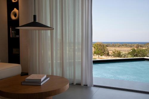 Tinos 