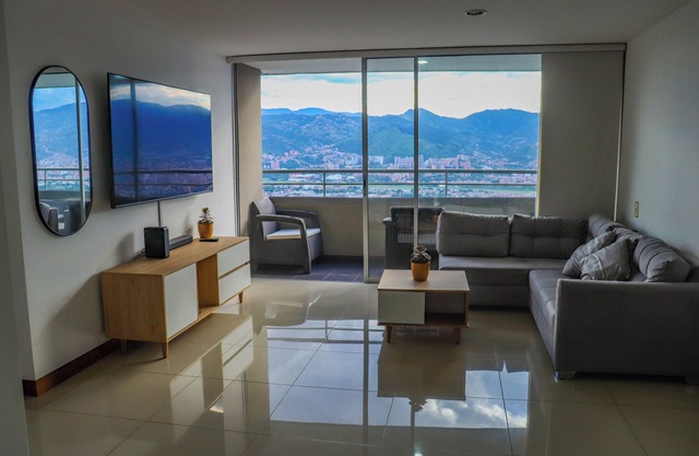 Poblado Condo with Panoramic View