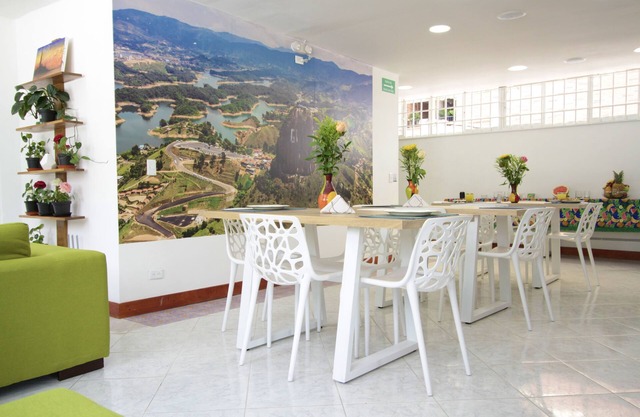 Poblado Park Guest House