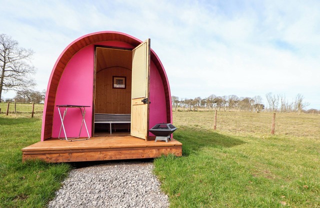 POD 3, pet friendly, country holiday cottage in St Asaph