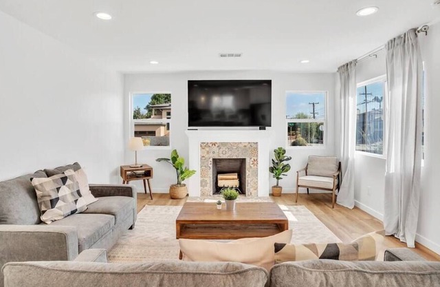 Point Loma Revival Su