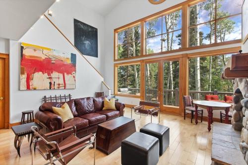 Polecat Chalet home