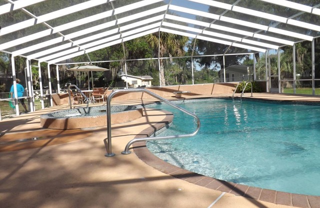Pool-Access To Large Lake