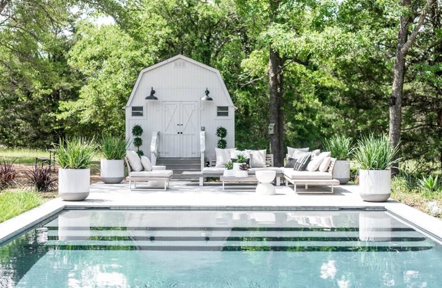 Pool + Grill + Fire Pit | Summer Vacay | Sleeps 6| Oak View Main House