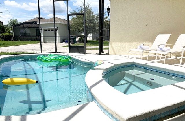 Pool Home with Spa in Gated Resort Community with Game Room