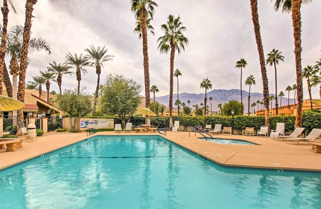 Pool & Hot Tub Access: Modern Palm Springs Condo
