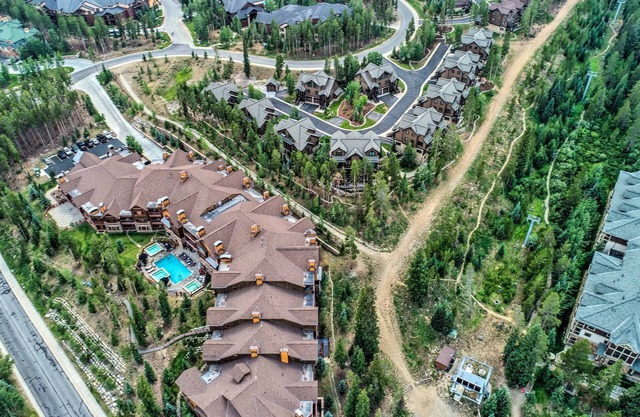 Pool & Hot Tub Access: Breck Condo w/Mtn Views