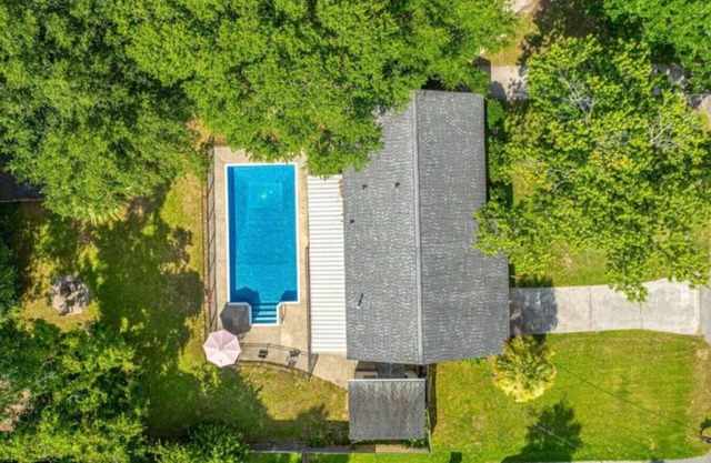 Pool | Mini Golf | Near Airport, Downtown, & Beach