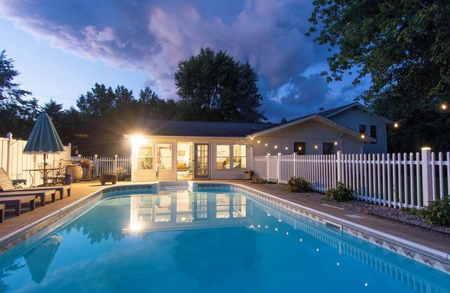 Pool open through the month of Sept! Lake Erie Retreat