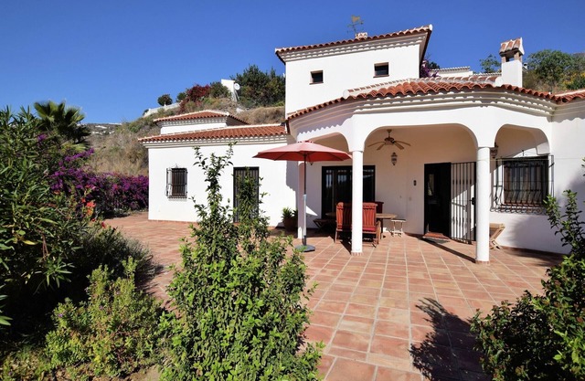 Pool Retreat in Arenas