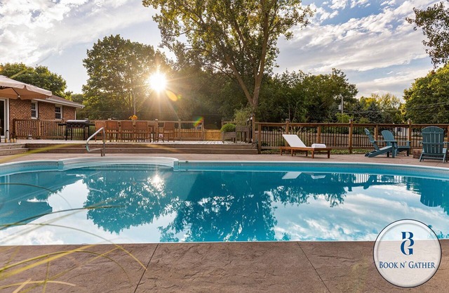 Pool Vibes Retreat | Hot Tub | Poker | Fire Pit