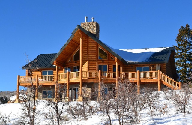 Porcupine Ridge Lodge - 5 Bedroom Luxury Cabin Near Park City w/Movie Theater