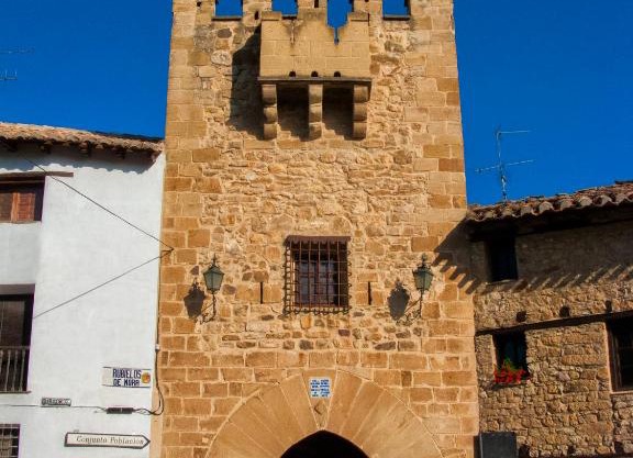 Portal de San Antonio