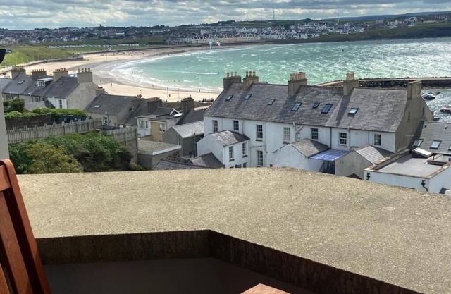 Portrush penthouse with fantastic Atlantic views