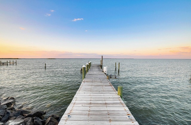Potomac Waterfront Retreat w/Dock & Kayaks