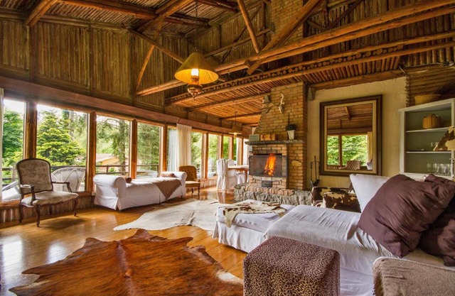 Pousada Casa Mantiqueira - Próxima ao Capivarí e opções de Hidromassagem