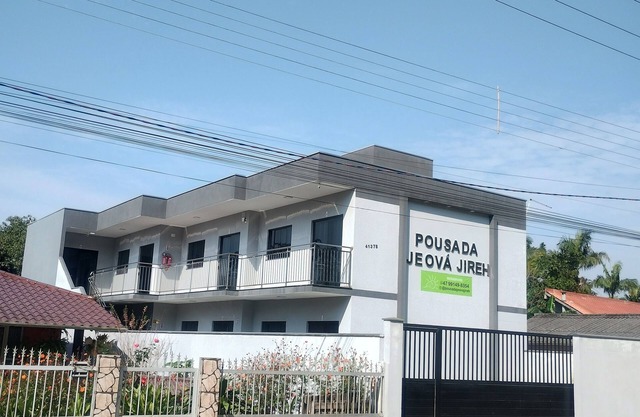 Pousada da Família com Apartamentos Mobiliados e Completos!