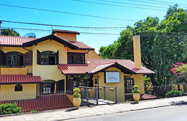 Pousada Encantos da Terra