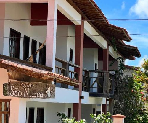 Pousada São Nunca