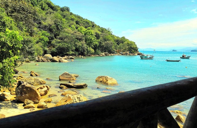 Pousada Sobre As Ondas De Picinguaba