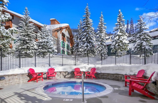 Powderhorn 302: Hidey Hole 10% off thru Nov!
