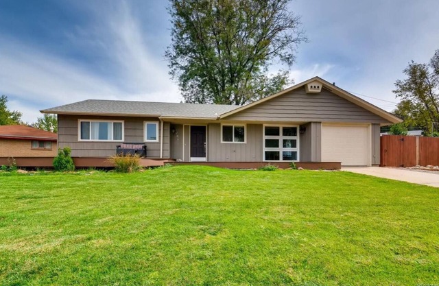 Practical One Bedroom Unit Near Downtown Littleton