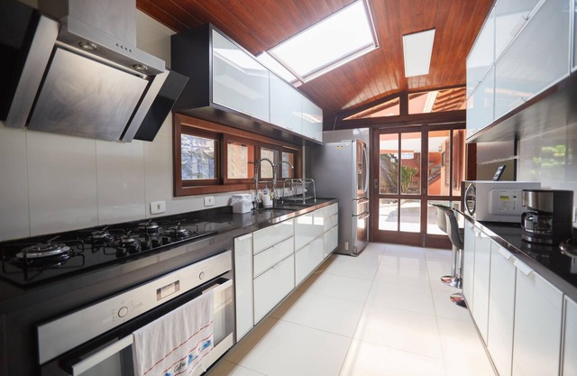 Precious in Niterói with sea view | Casa Luxo