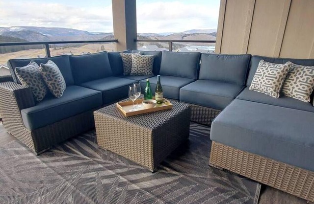 Predator Ridge Modern Farmhouse - Fairway Views!