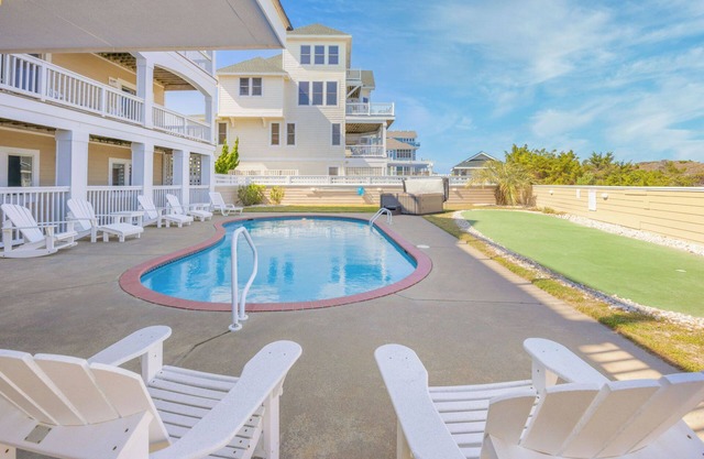 Premier Oceanfront Home w/Pool, Hot Tub, Elevator, Putting Green, Game Room