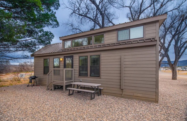 Premium Cabin Sleeps 8 (2 Bedroom w/loft and sofa sleeper) at Resort