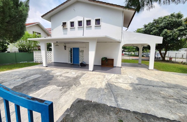 Premium PJ SS14 Bungalow House/18Pax/SS2/Plaza33/UM/中文房东 Petaling Jaya